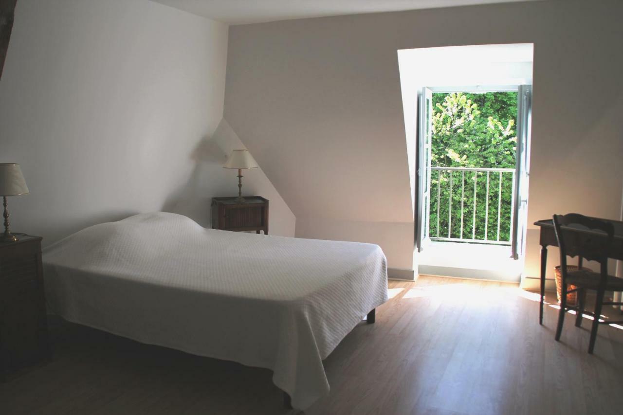 Gîte Le Haut Perché 4 pers. Saint-Gervais-la-Forêt Esterno foto